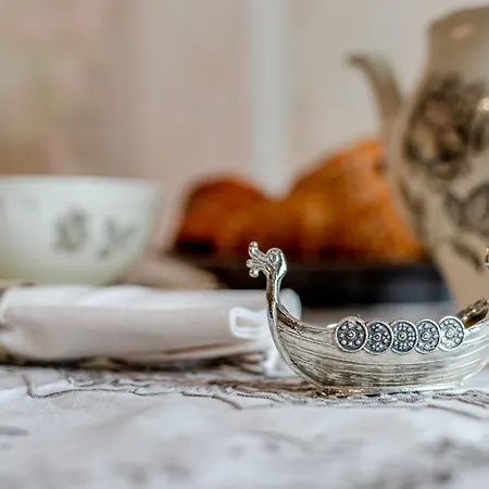 Altalena Luxury And Πανσιόν Σιένα