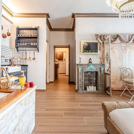 Casa de hóspedes Altalena Luxury And 4*