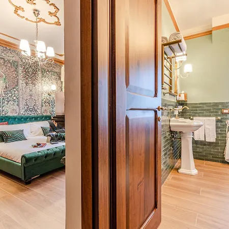 Altalena Luxury And Casa de hóspedes