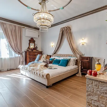 Casa de hóspedes Altalena Luxury And 4*