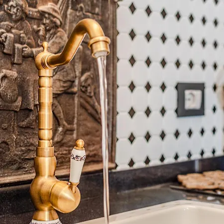 Casa de hóspedes Altalena Luxury And 4*