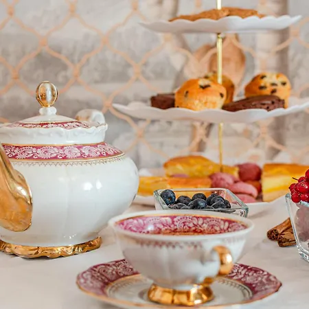 Altalena Luxury And 4* Siena