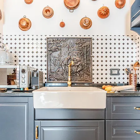 Altalena Luxury And Casa de hóspedes